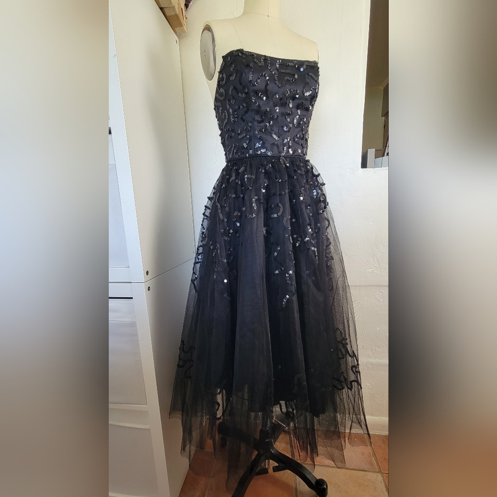 BETSY JOHNSON Size 2 Y2K Vintage Black Sequin Tulle Strapless Evening Prom Dress